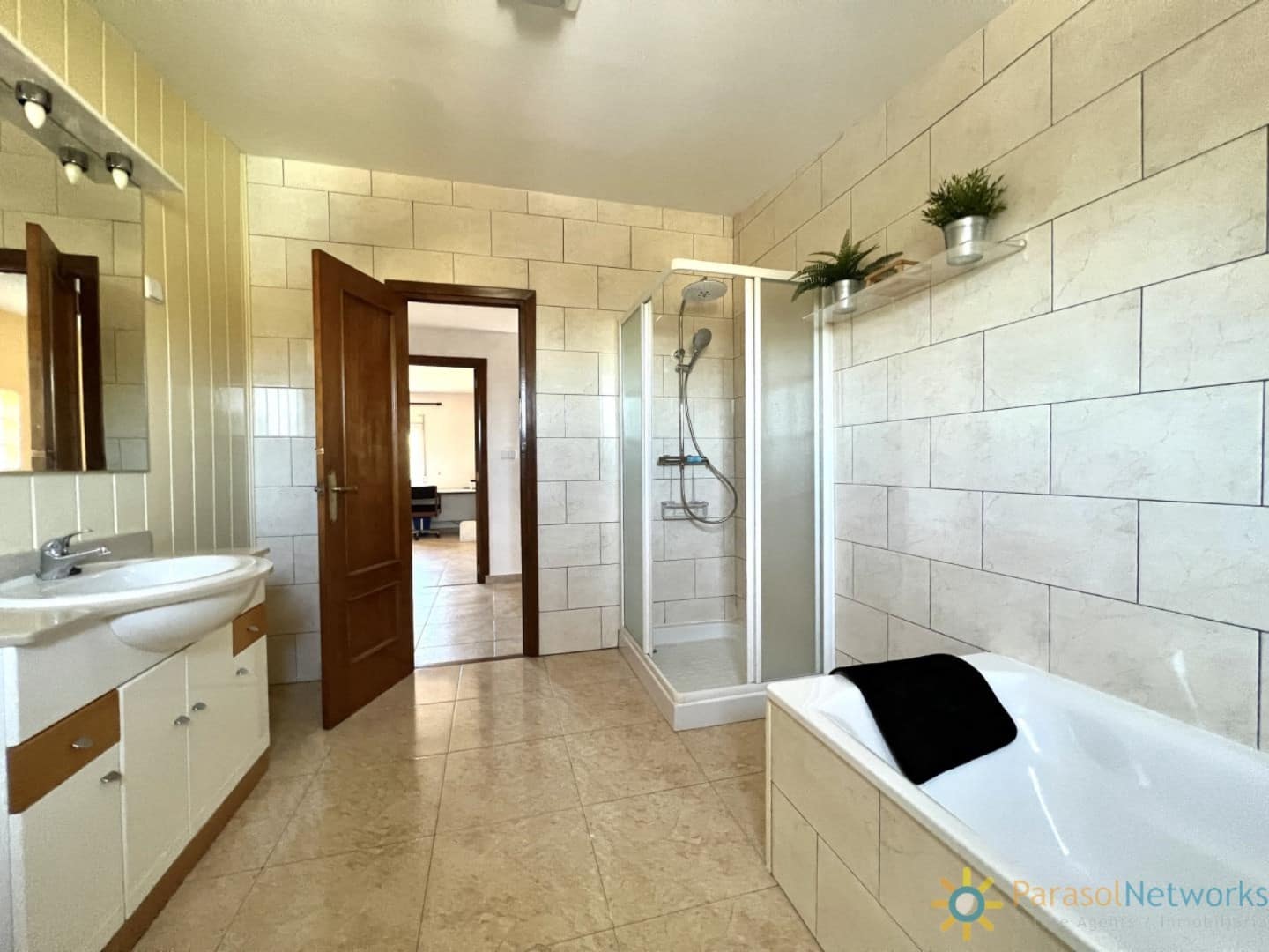 6 sovrum Villa till salu i L'Olleria med pool garage - 485 000 € (Ref: 10021783)