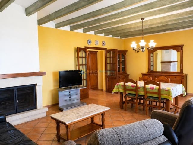 Chalet de 5 habitaciones en La Font d'En Carròs en venta con piscina garaje - 560.000 € (Ref: 10023104)