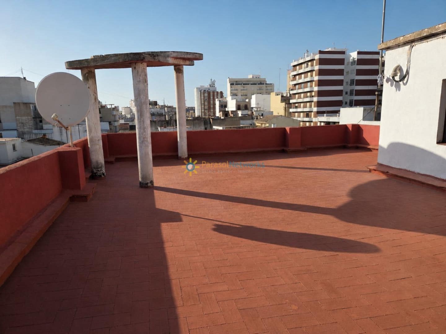 4 bedroom Apartment for sale in Oliva - € 165,000 (Ref: 10023352)
