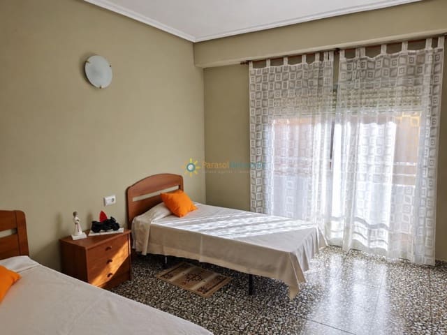 4 bedroom Apartment for sale in Oliva Pueblo, Oliva - € 165,000 (Ref: 10023352)