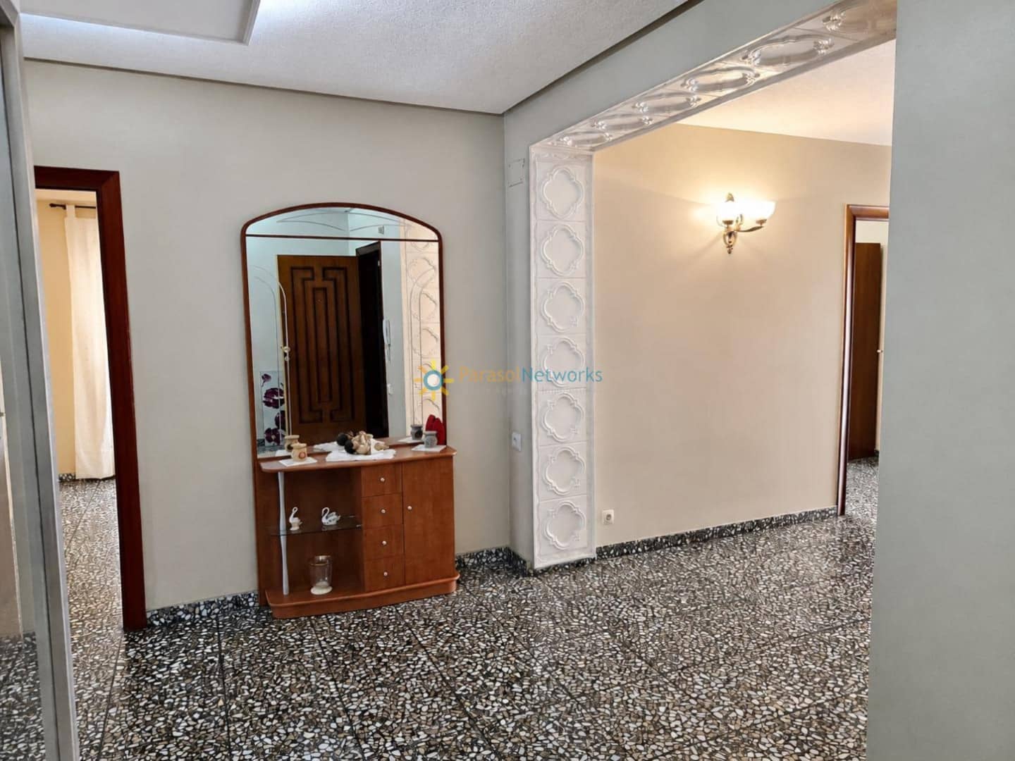 4 bedroom Apartment for sale in Oliva - € 165,000 (Ref: 10023352)