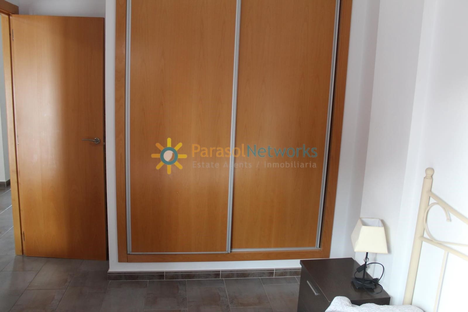 2 Zimmer Apartment zu vermieten in Oliva mit Pool Garage - 500 € (Ref: 10023398)