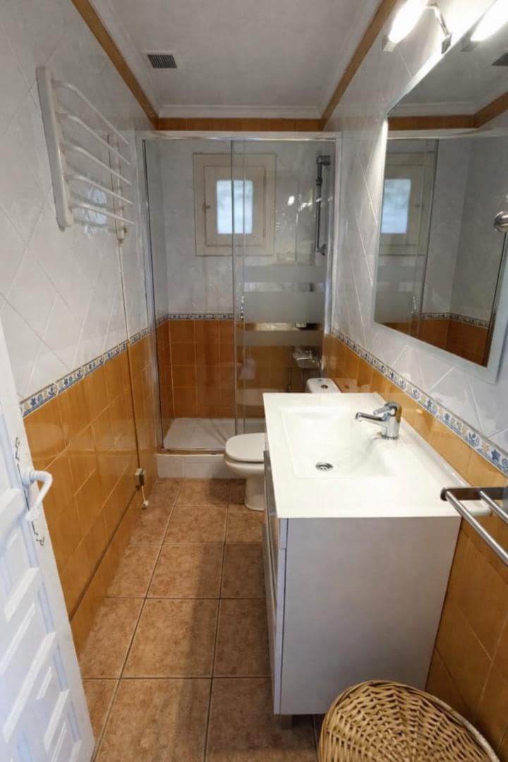 3 sovrum Villa till salu i Oliva - 230 000 € (Ref: 10023400)