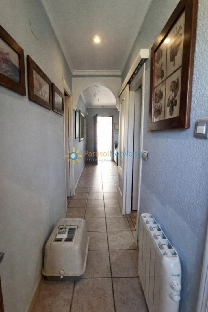 3 sovrum Villa till salu i Oliva - 230 000 € (Ref: 10023400)