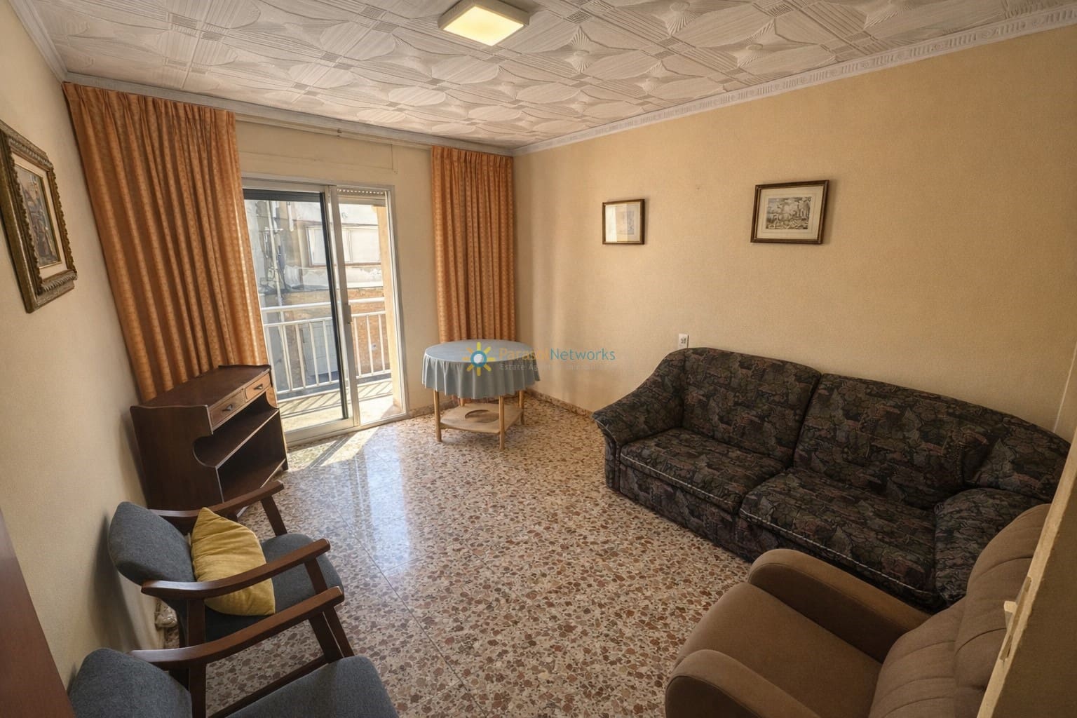 3 bedroom Townhouse for sale in Palma de Gandia with garage - € 180,000 (Ref: 10024880)