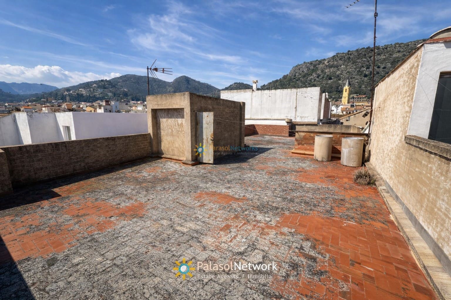 3 bedroom Townhouse for sale in Palma de Gandia with garage - € 180,000 (Ref: 10024880)