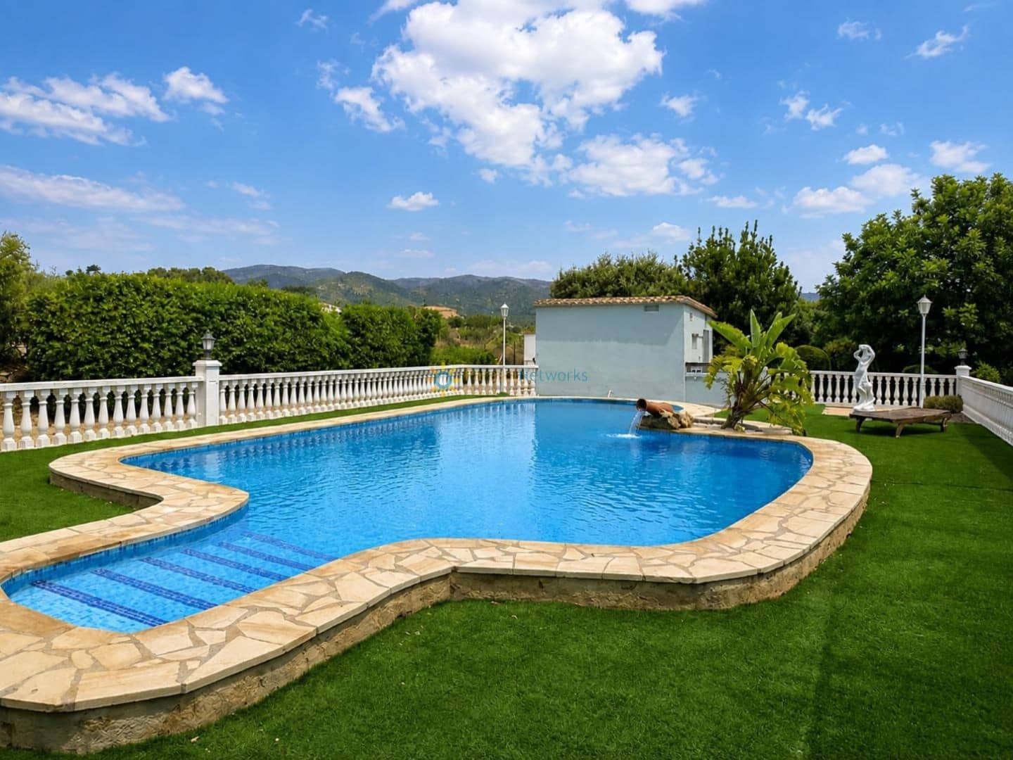 5 sovrum Villa till salu i Ontinyent med pool garage - 439 000 € (Ref: 10024943)