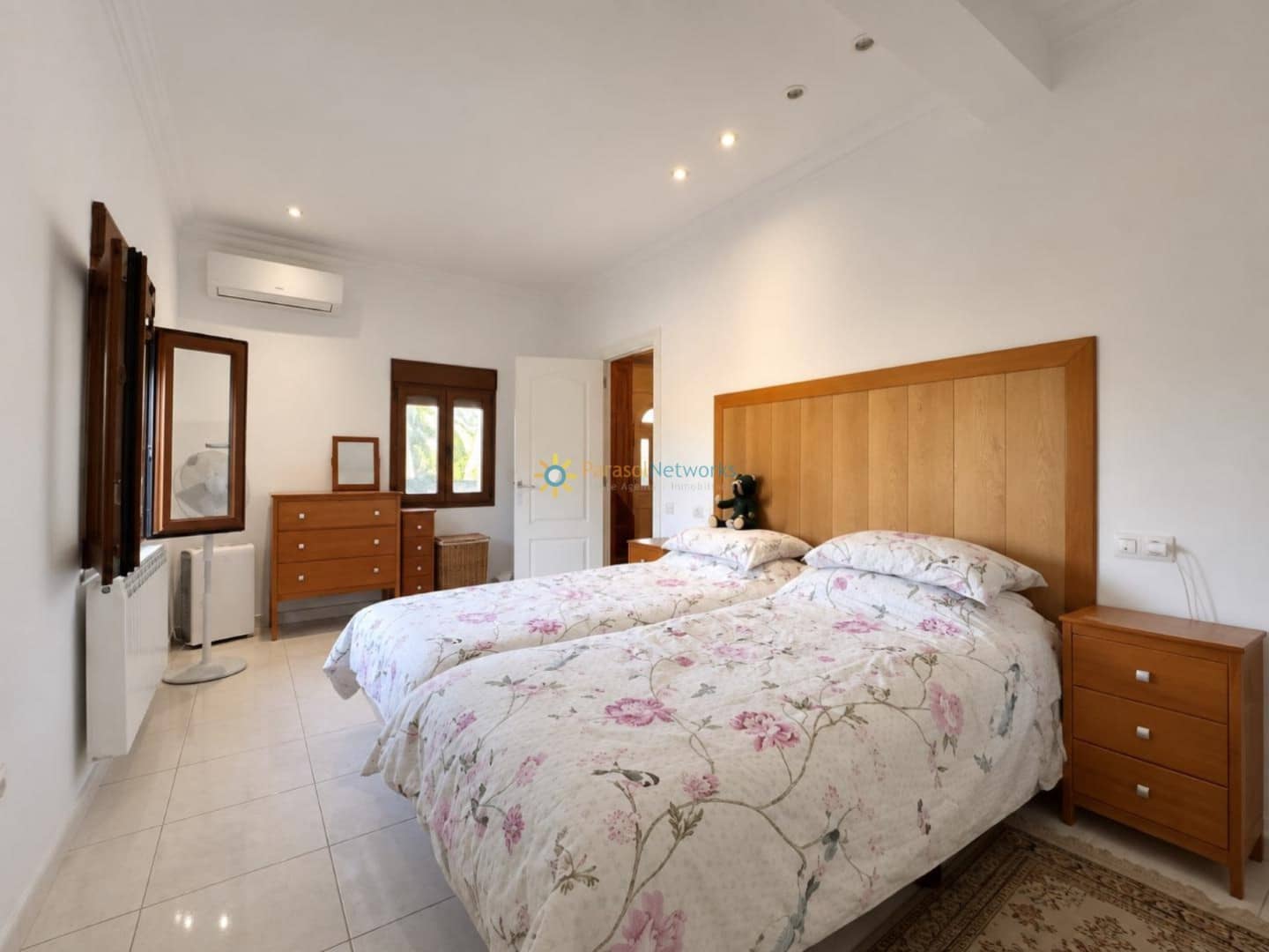 3 camera da letto Villa in vendita in Ontinyent con piscina garage - 250.000 € (Rif: 10024945)