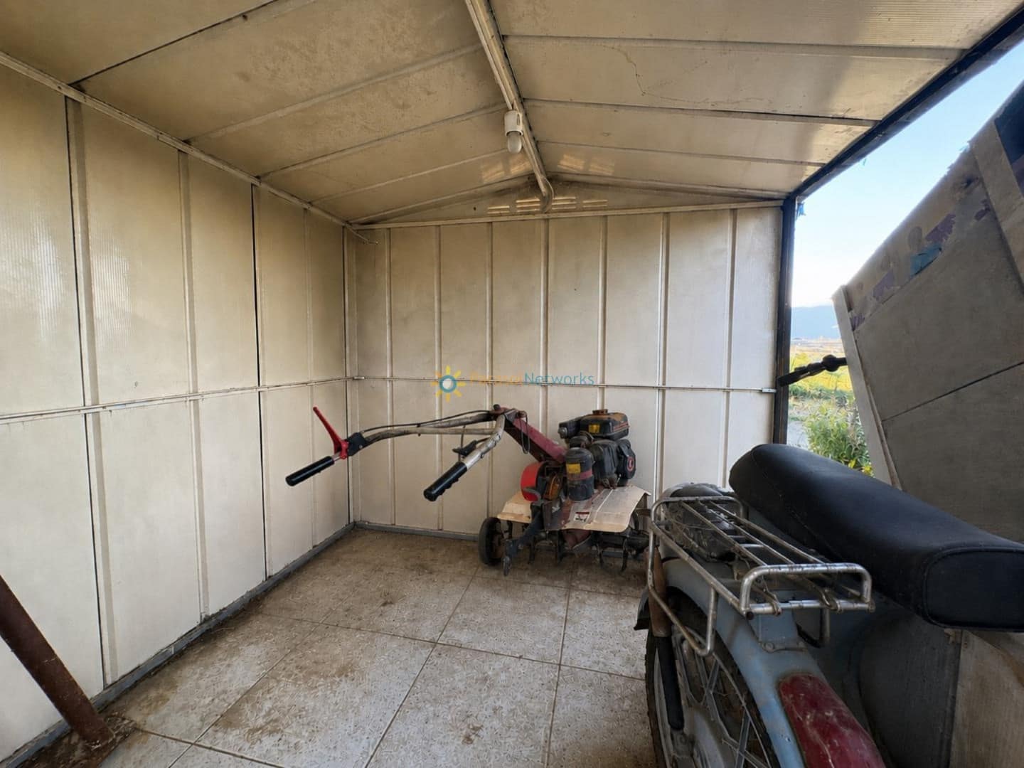 4 quarto Moradia para venda em Beniganim com garagem - 375 000 € (Ref: 10026241)