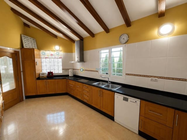 4 chambre Villa/Maison à vendre à Benigánim avec garage - 375 000 € (Ref: 10026241)