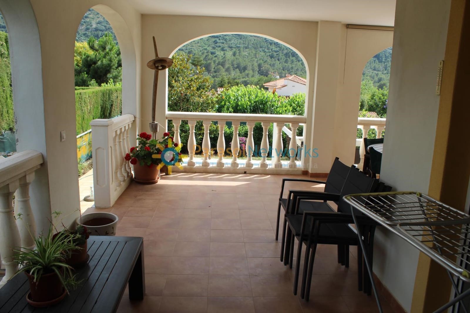 4 slaapkamer Villa te huur in Barx met zwembad garage - € 1.200 (Ref: 10026601)