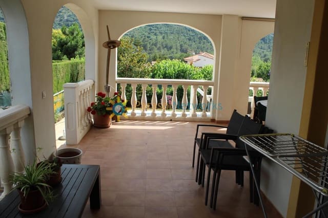 4 slaapkamer Villa te huur in La Drova, Barx met zwembad garage - € 1.200 (Ref: 10026601)