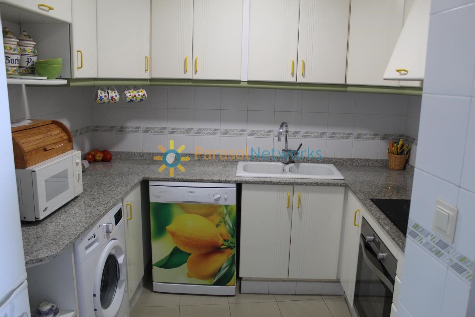 2 sovrum Lägenhet att hyra i Oliva med pool garage - 600 € (Ref: 10029562)