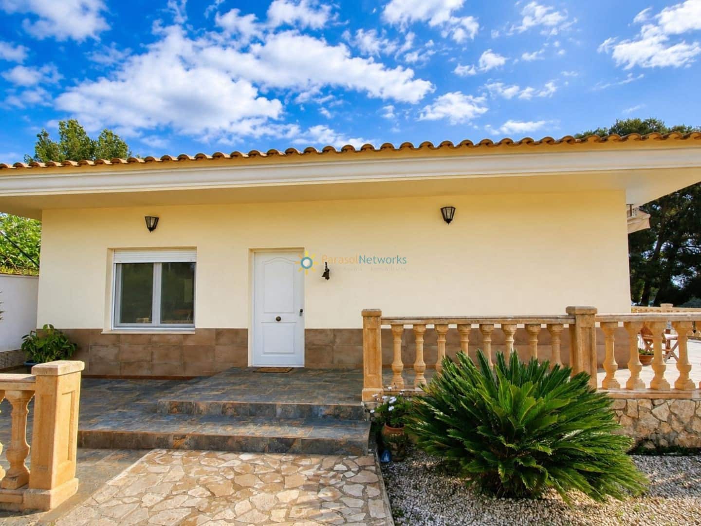 4 Zimmer Villa zu verkaufen in L'Olleria mit Garage - 280.000 € (Ref: 10029842)