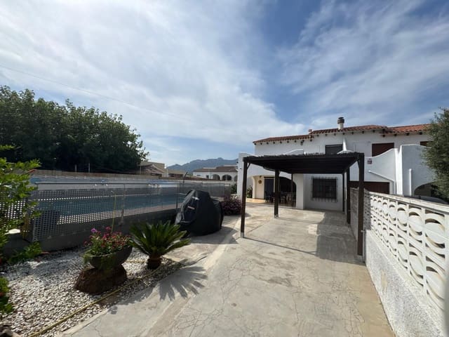 Villa/Maison Mitoyenne de 3 chambres à louer à Devessa - Monte Pego, Dénia avec piscine garage - 850 € (Ref: 10031318)