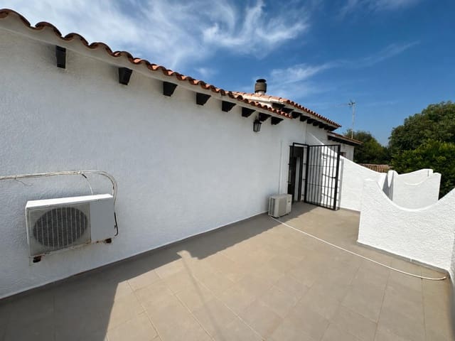 Villa/Maison Mitoyenne de 3 chambres à louer à Devessa - Monte Pego, Dénia avec piscine garage - 850 € (Ref: 10031318)