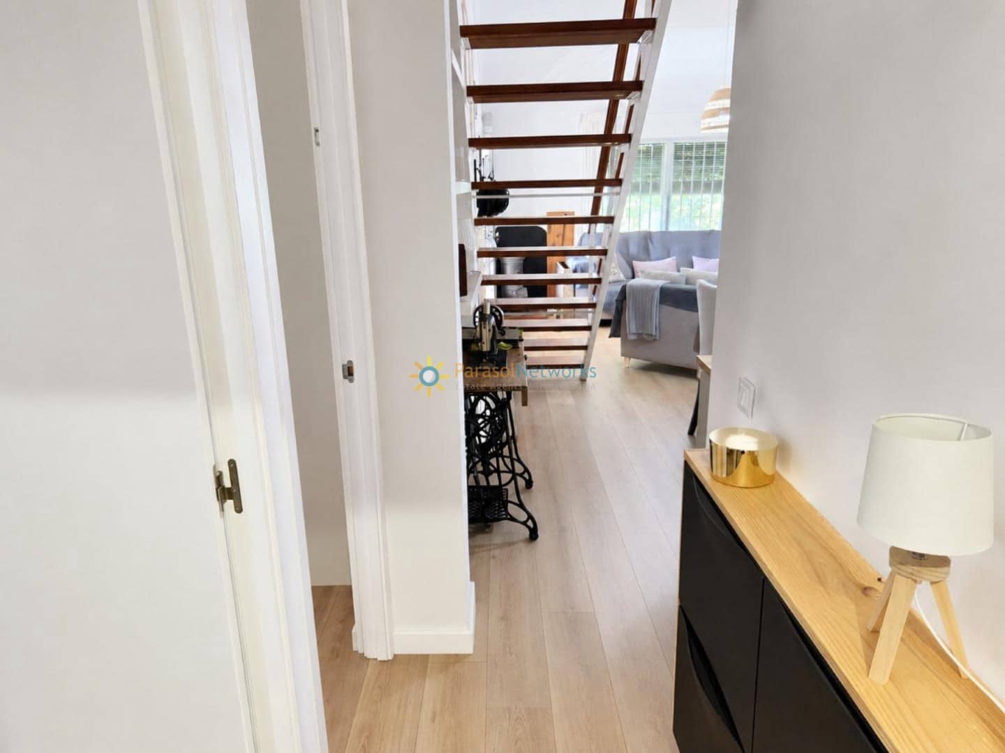 3 soveværelse Villa til salg i Carcer med swimmingpool garage - € 198.000 (Ref: 10033287)