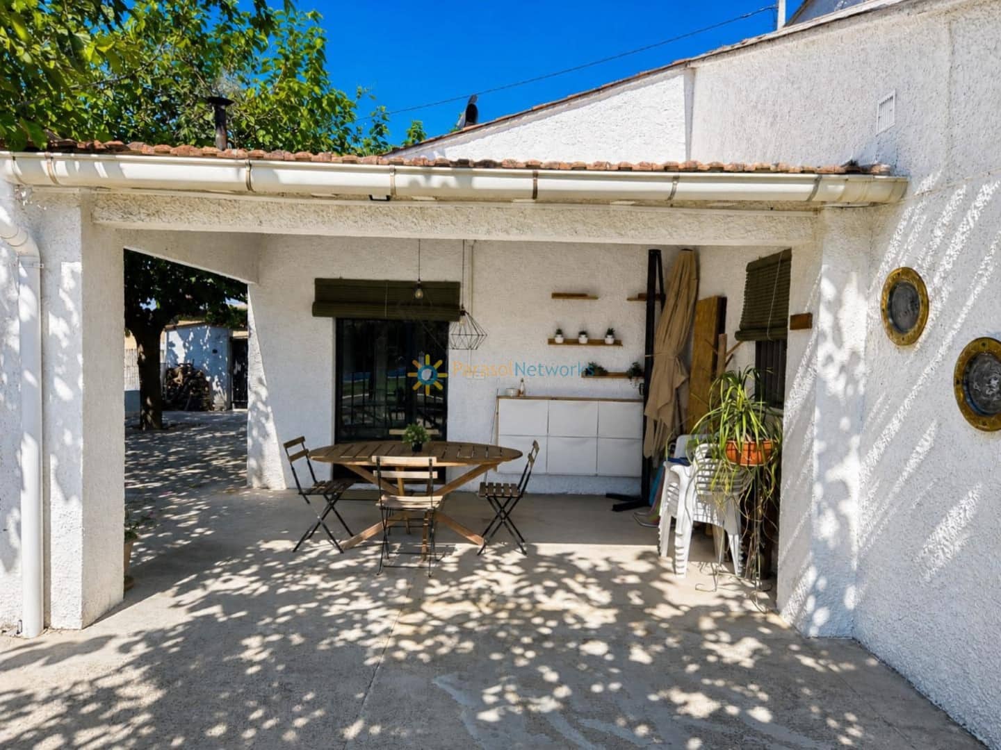 3 soveværelse Villa til salg i Carcer med swimmingpool garage - € 198.000 (Ref: 10033287)