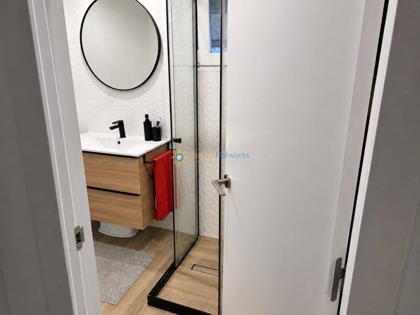 3 soveværelse Villa til salg i Carcer med swimmingpool garage - € 198.000 (Ref: 10033287)