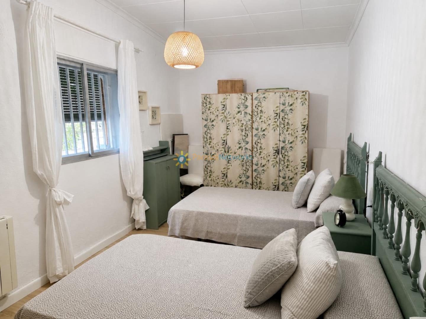 3 soveværelse Villa til salg i Carcer med swimmingpool garage - € 198.000 (Ref: 10033287)