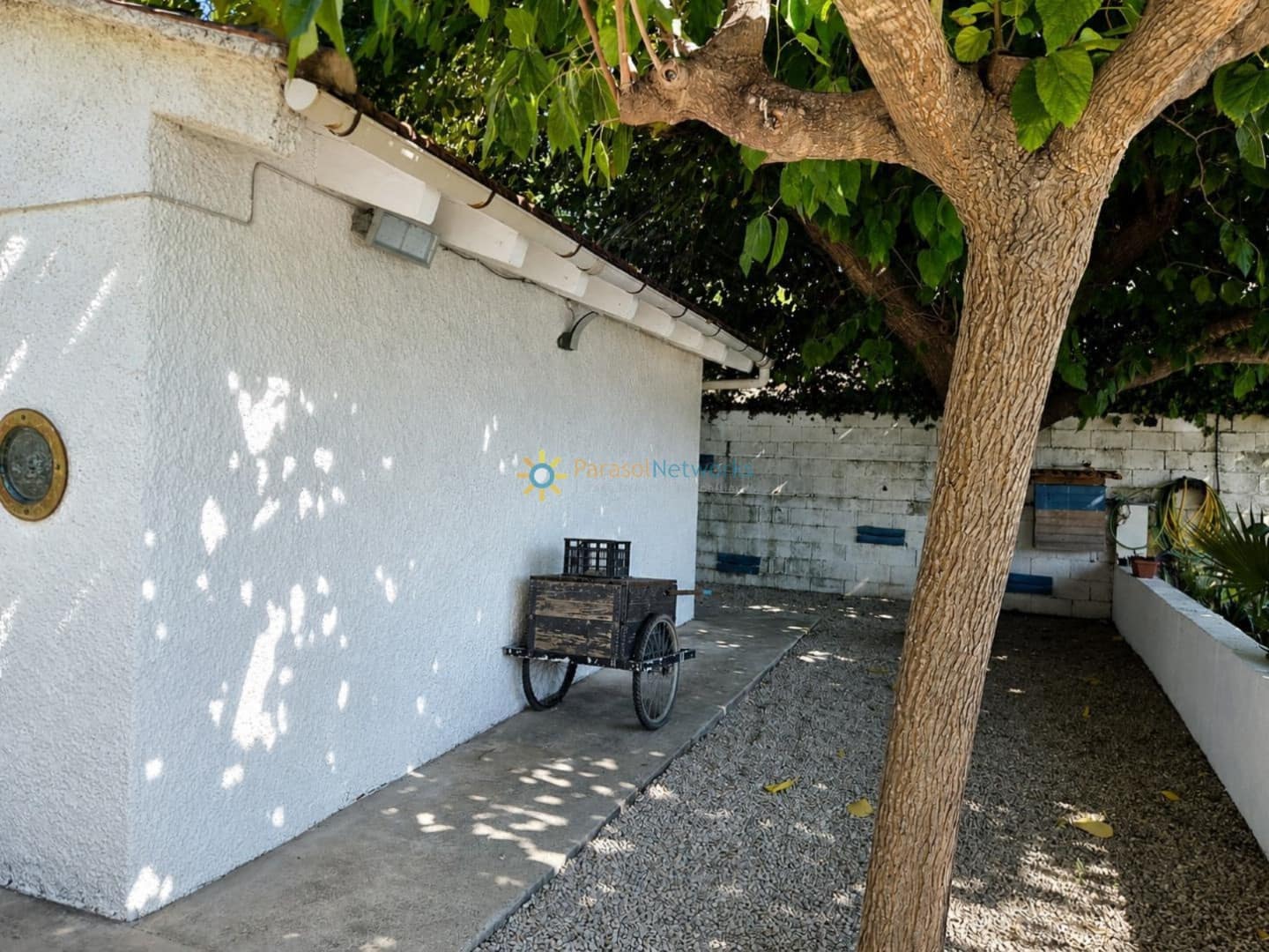 3 soveværelse Villa til salg i Carcer med swimmingpool garage - € 198.000 (Ref: 10033287)