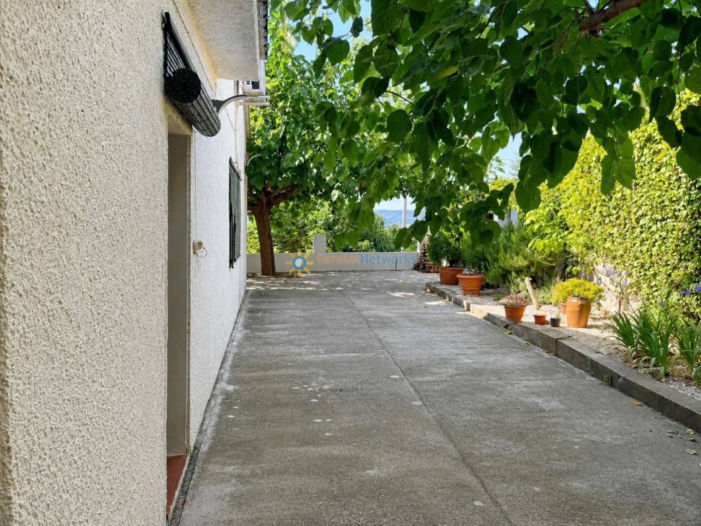 3 soveværelse Villa til salg i Carcer med swimmingpool garage - € 198.000 (Ref: 10033287)
