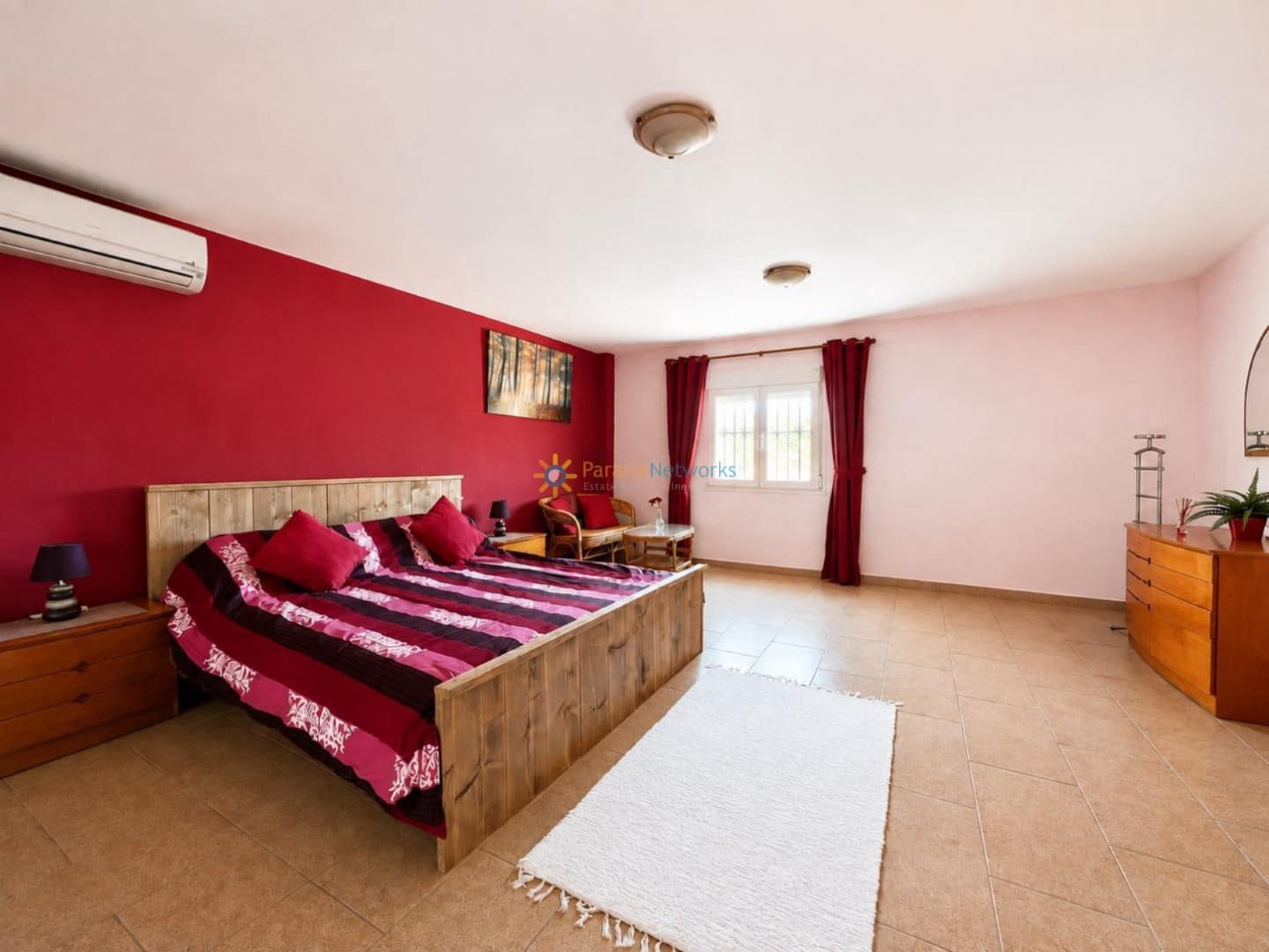 6 soveværelse Villa til salg i L'Olleria med swimmingpool garage - € 485.000 (Ref: 10034466)