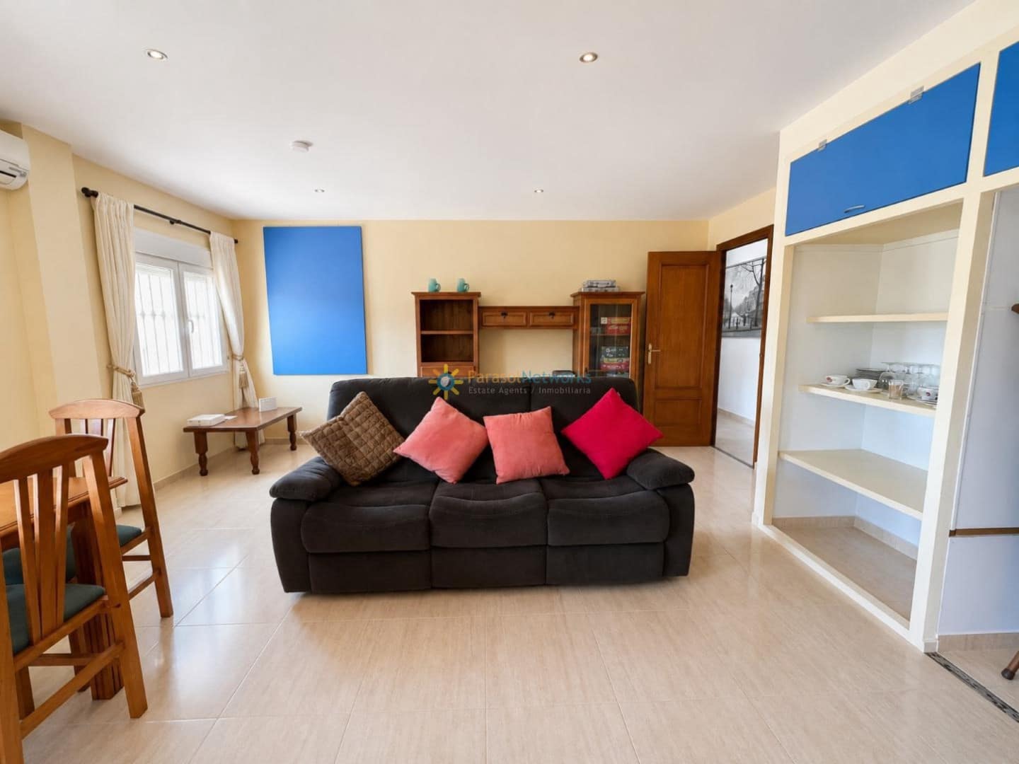6 soveværelse Villa til salg i L'Olleria med swimmingpool garage - € 485.000 (Ref: 10034466)