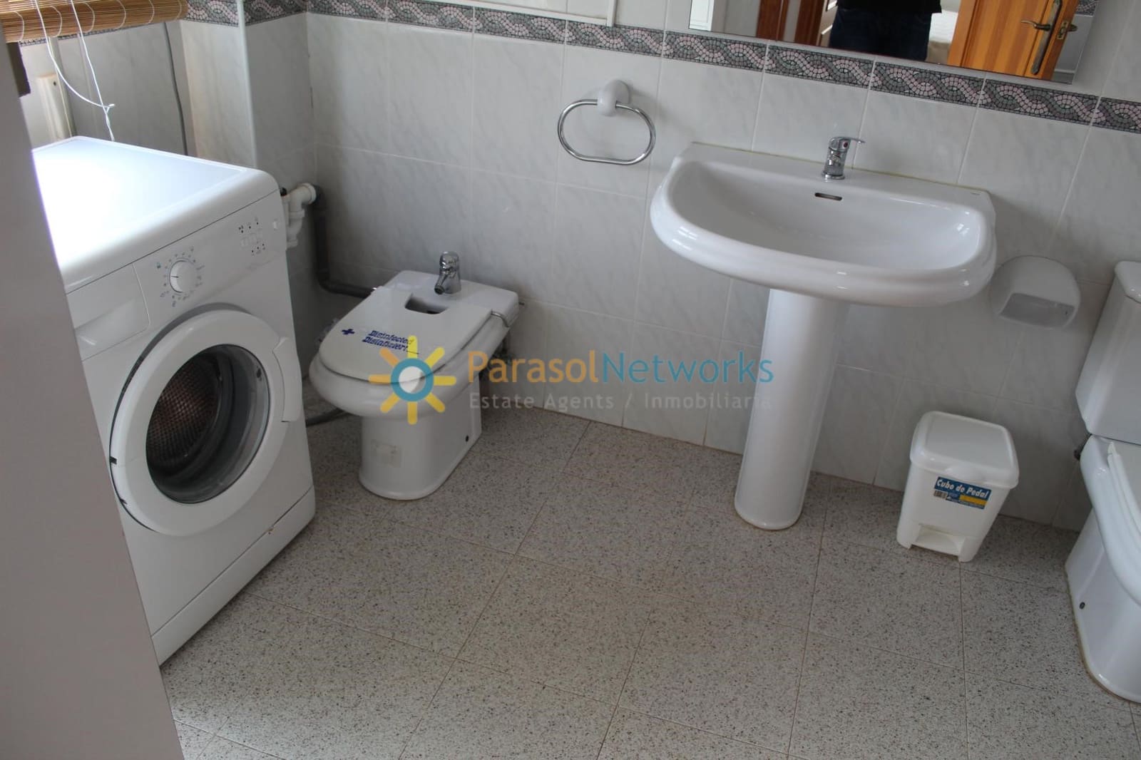 Appartement de 3 chambres à louer à Denia avec garage - 650 € (Ref: 10034588)