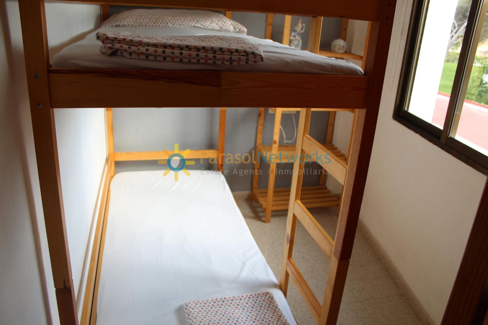 Appartement de 3 chambres à louer à Denia avec garage - 650 € (Ref: 10034588)