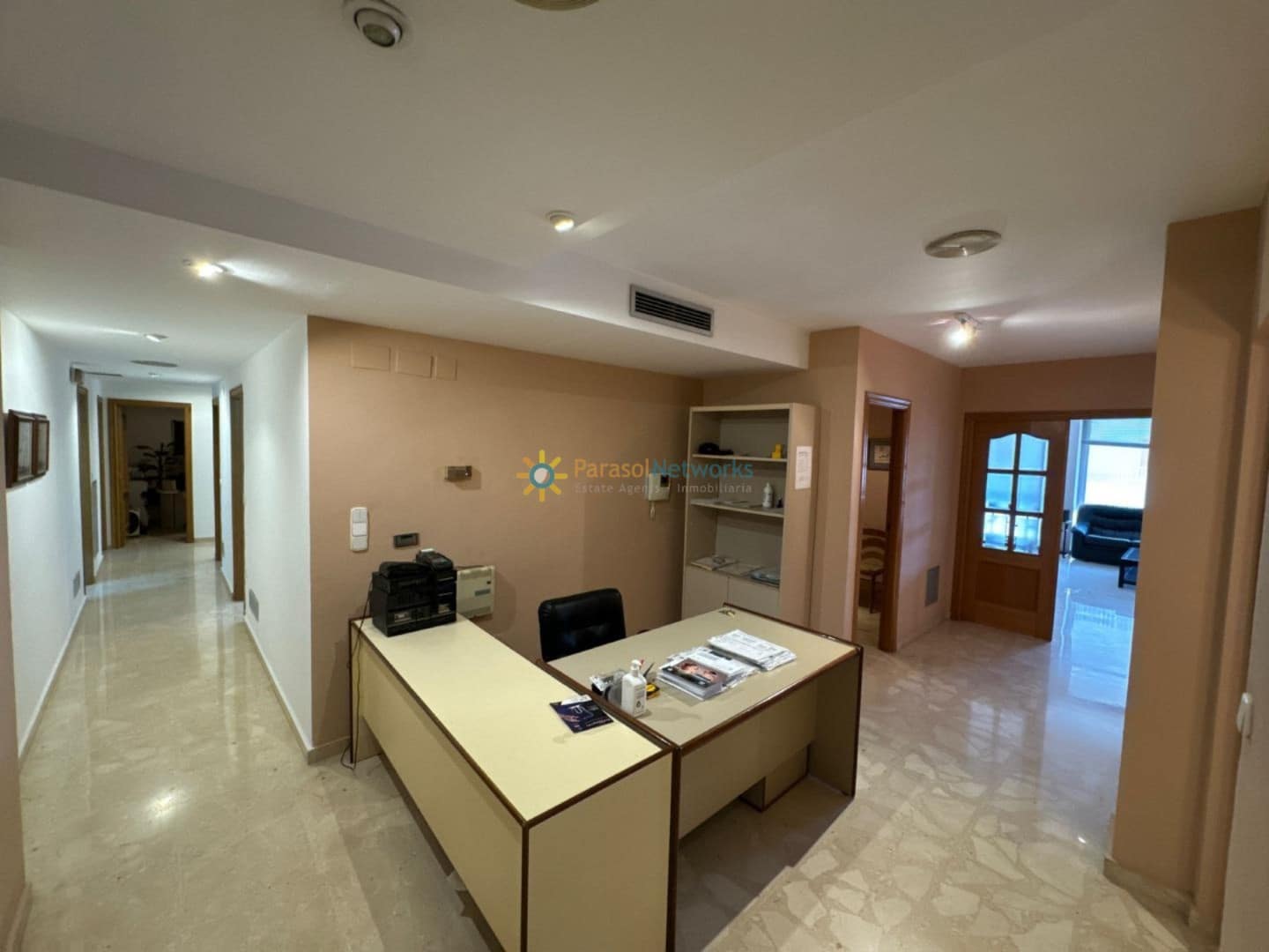 8 quarto Comercial para venda em Oliva - 175 000 € (Ref: 10036236)