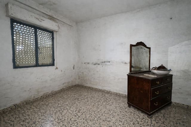 3 bedroom Villa for sale in L'Olleria - € 60,000 (Ref: 10039444)