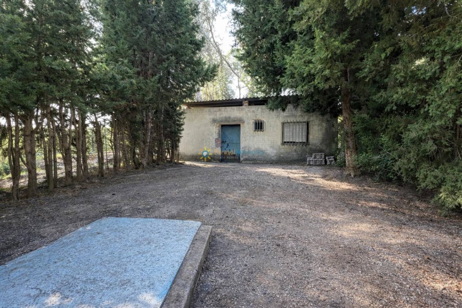 3 bedroom Villa for sale in L'Olleria - € 60,000 (Ref: 10039444)