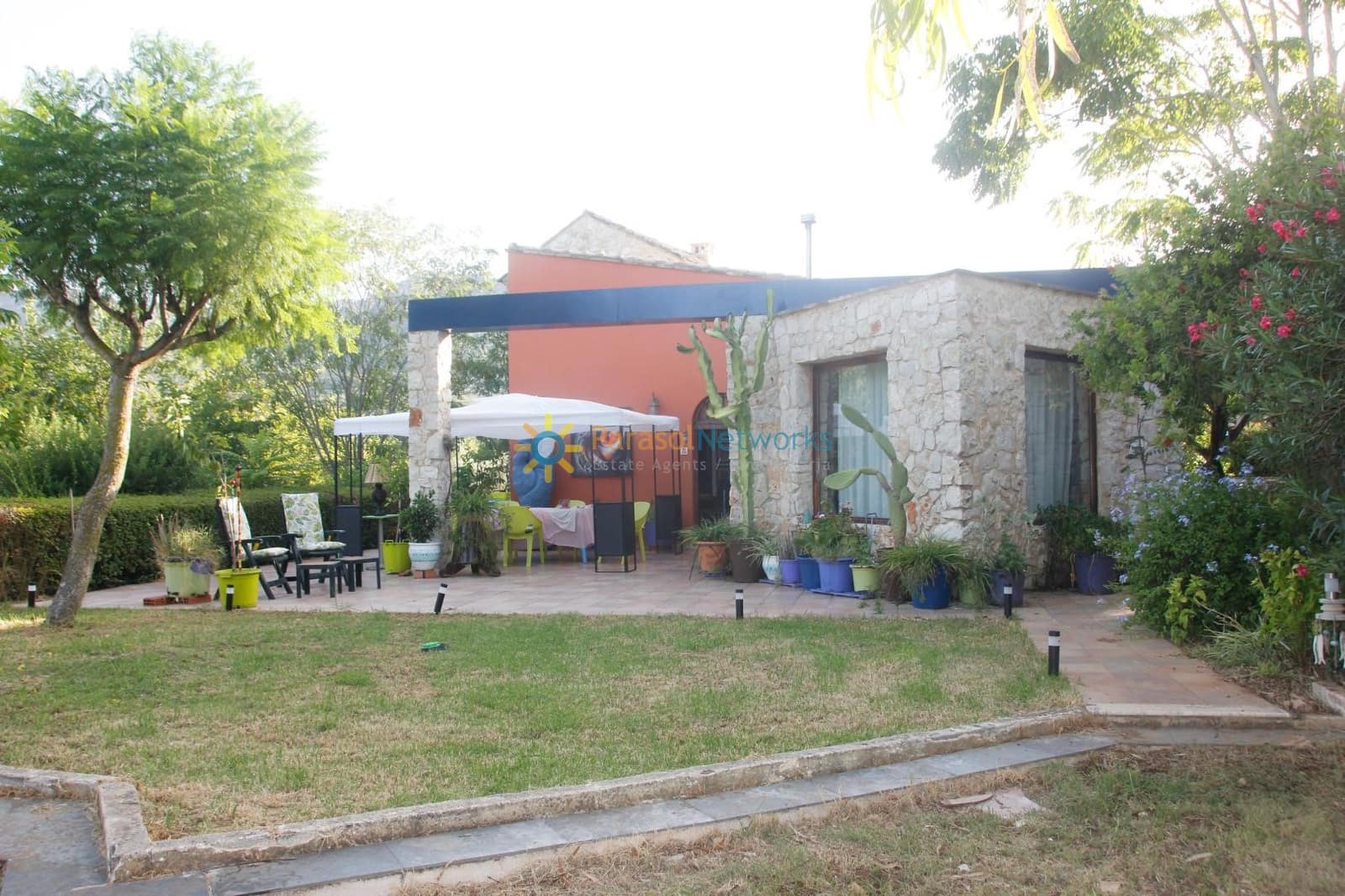 1 bedroom Villa for sale in Llocnou de Sant Jeroni with pool garage - € 645,000 (Ref: 10044169)
