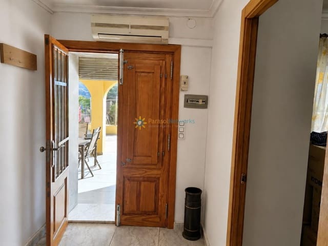 3 Zimmer Villa zu verkaufen in Gandia mit Pool Garage - 185.000 € (Ref: 10048084)