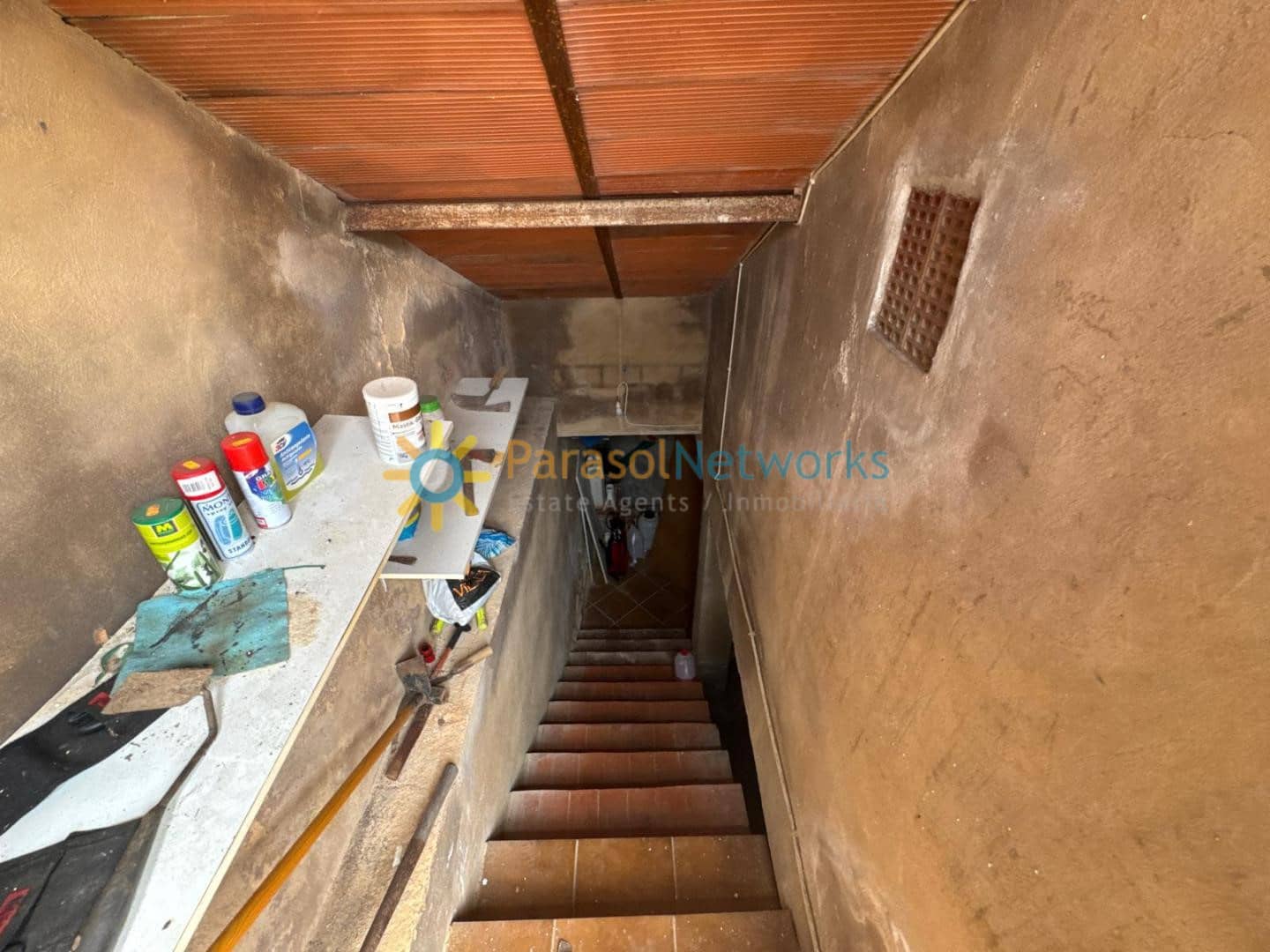 Casa de 4 habitaciones en Ador en alquiler con garaje - 950 € (Ref: 10074678)