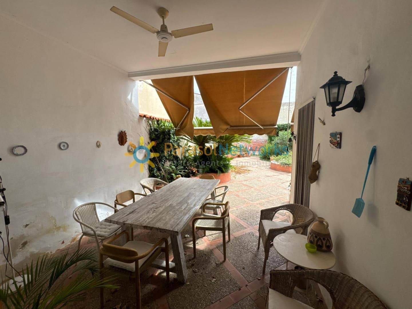 Casa de 4 habitaciones en Ador en alquiler con garaje - 950 € (Ref: 10074678)