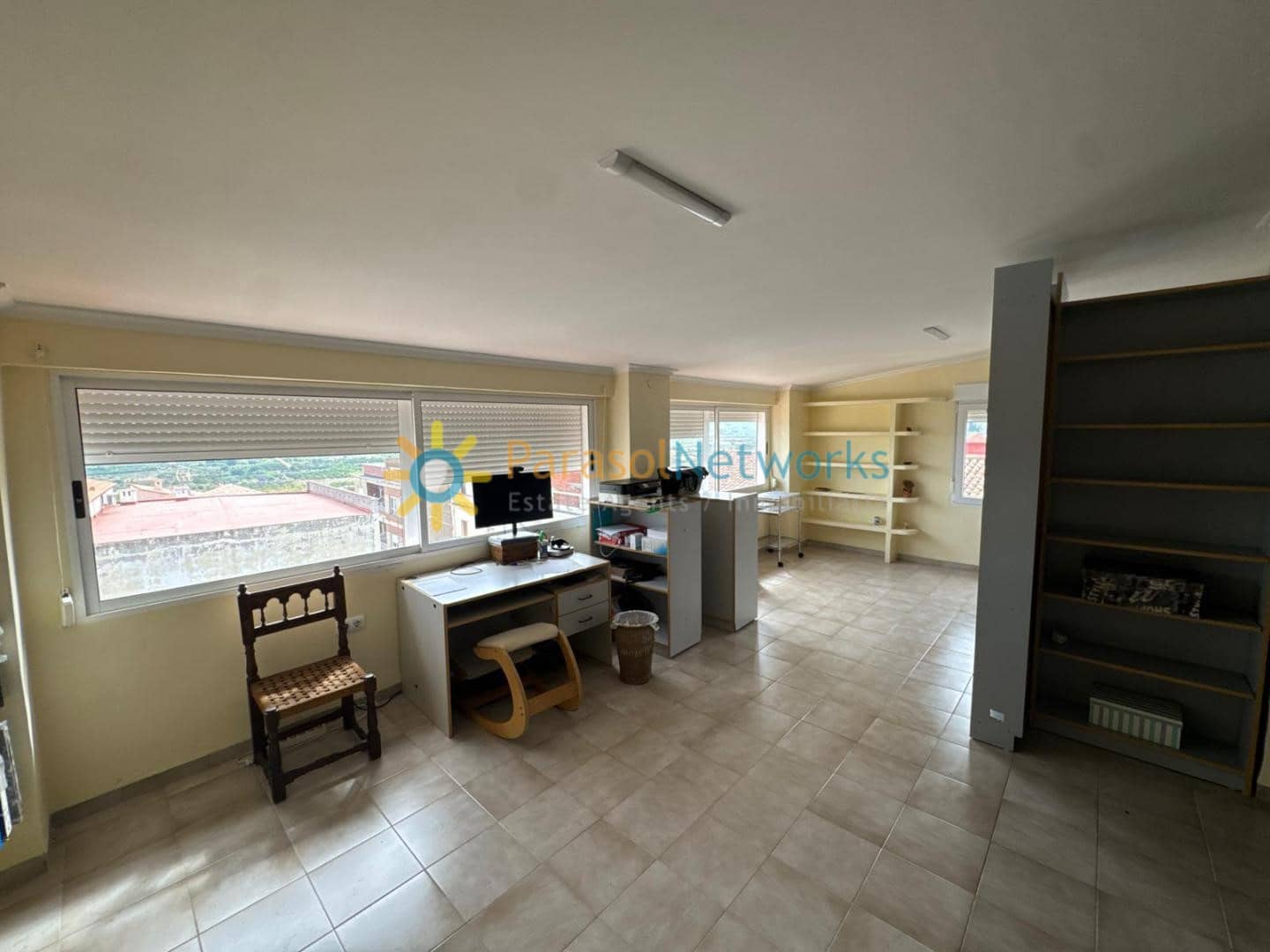 Casa de 4 habitaciones en Ador en alquiler con garaje - 950 € (Ref: 10074678)