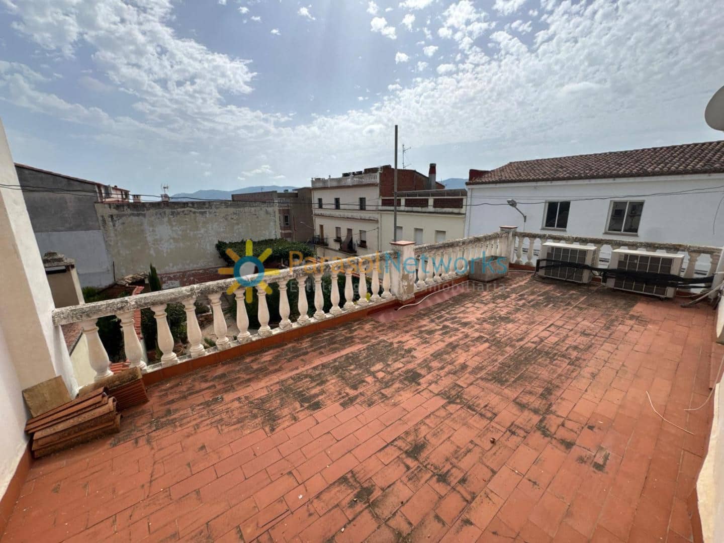 Casa de 4 habitaciones en Ador en alquiler con garaje - 950 € (Ref: 10074678)