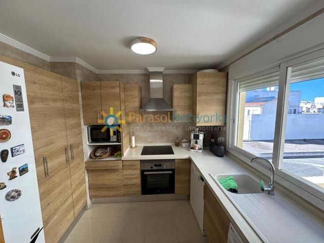 3 bedroom Apartment for rent in Oliva Pueblo, Oliva with garage - € 800 (Ref: 10077260)