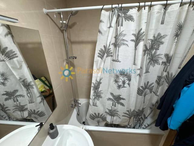 3 bedroom Apartment for rent in Oliva Pueblo, Oliva with garage - € 800 (Ref: 10077260)