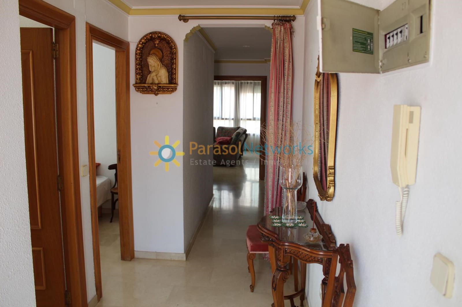 Appartement de 2 chambres à louer à Oliva - 650 € (Ref: 10080027)