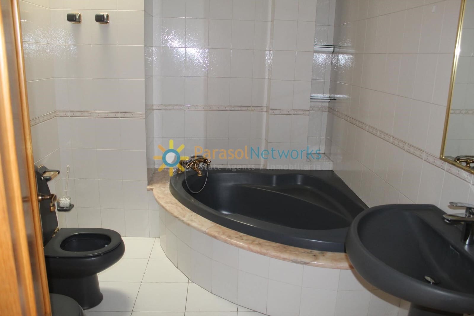 Appartement de 2 chambres à louer à Oliva - 650 € (Ref: 10080027)
