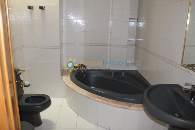 Appartement de 2 chambres à louer à Oliva Pueblo, Oliva - 650 € (Ref: 10080027)