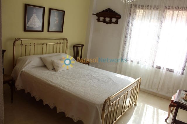 Appartement de 2 chambres à louer à Oliva Pueblo, Oliva - 650 € (Ref: 10080027)