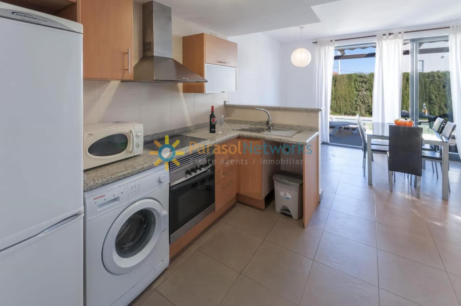 2 Zimmer Doppelhaus zu vermieten in Oliva mit Pool Garage - 950 € (Ref: 10093966)