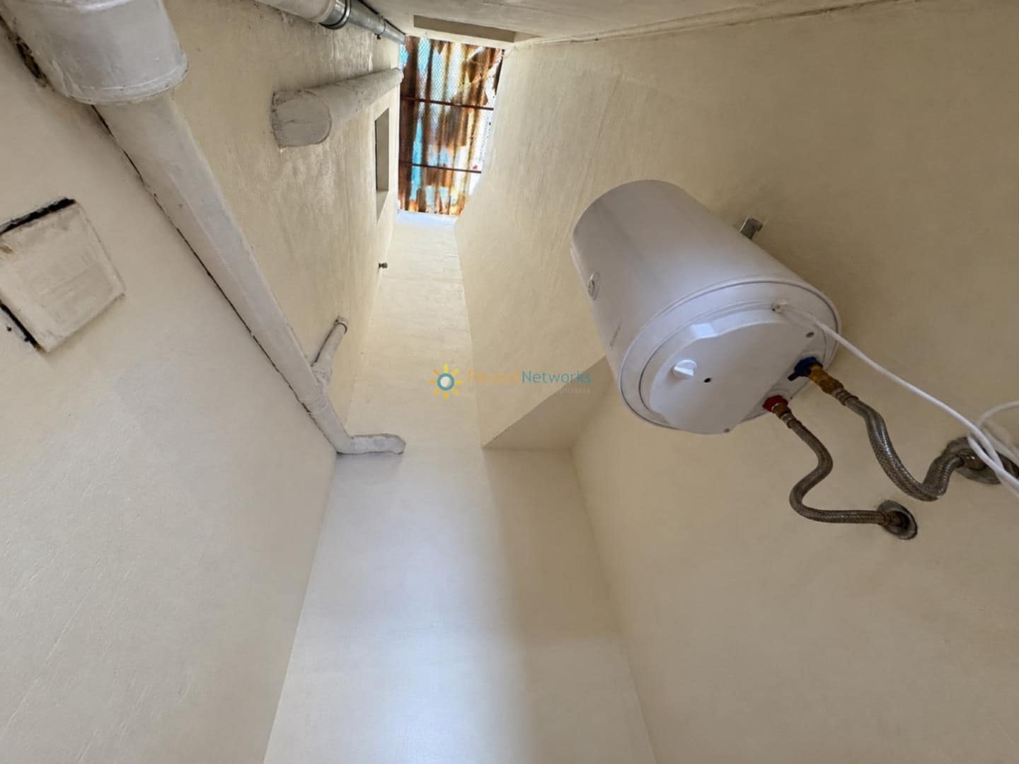 4 bedroom Townhouse for sale in Oliva - € 125,000 (Ref: 10100998)