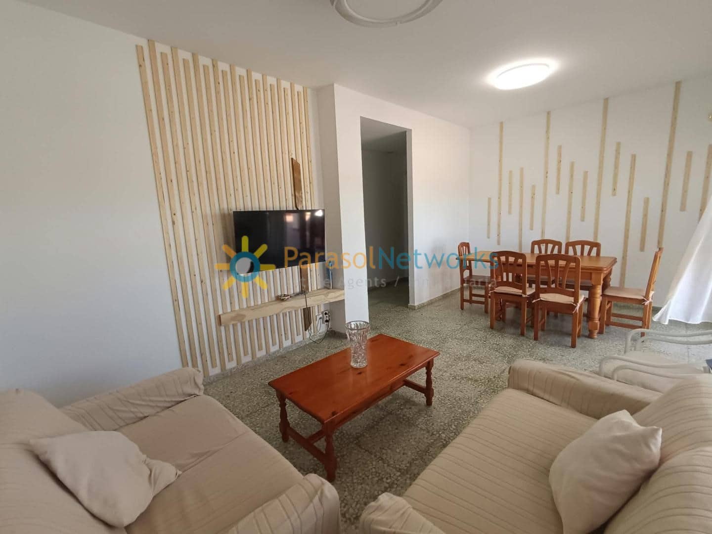 3 quarto Apartamento para arrendar em Oliva - 550 € (Ref: 10101009)