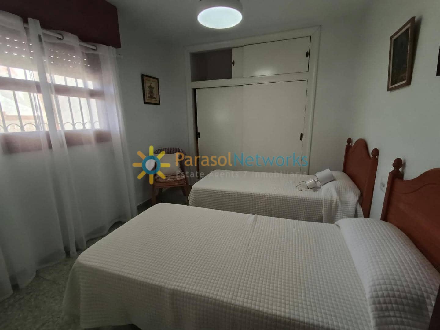 3 quarto Apartamento para arrendar em Oliva - 550 € (Ref: 10101009)