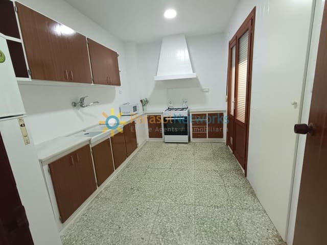 3 sovrum Lägenhet att hyra i Oliva Playa, Oliva - 550 € (Ref: 10101009)